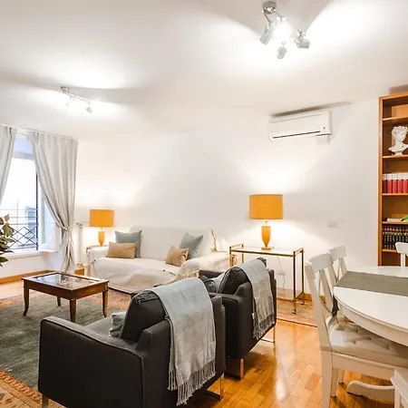 La Magnolia A C Balcony Office Piazza Navona Spanish Steps דירה רומא