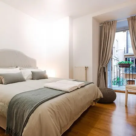 דירה La Magnolia A C Balcony Office Piazza Navona Spanish Steps