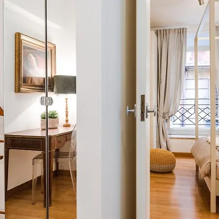 La Magnolia A C Balcony Office Piazza Navona Spanish Steps רומא