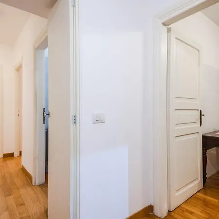 דירה La Magnolia A C Balcony Office Piazza Navona Spanish Steps רומא