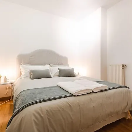 דירה La Magnolia A C Balcony Office Piazza Navona Spanish Steps