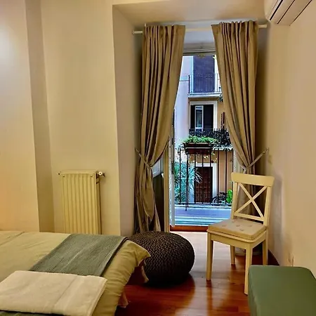 Apartamento La Magnolia A C Balcony Office Piazza Navona Spanish Steps *